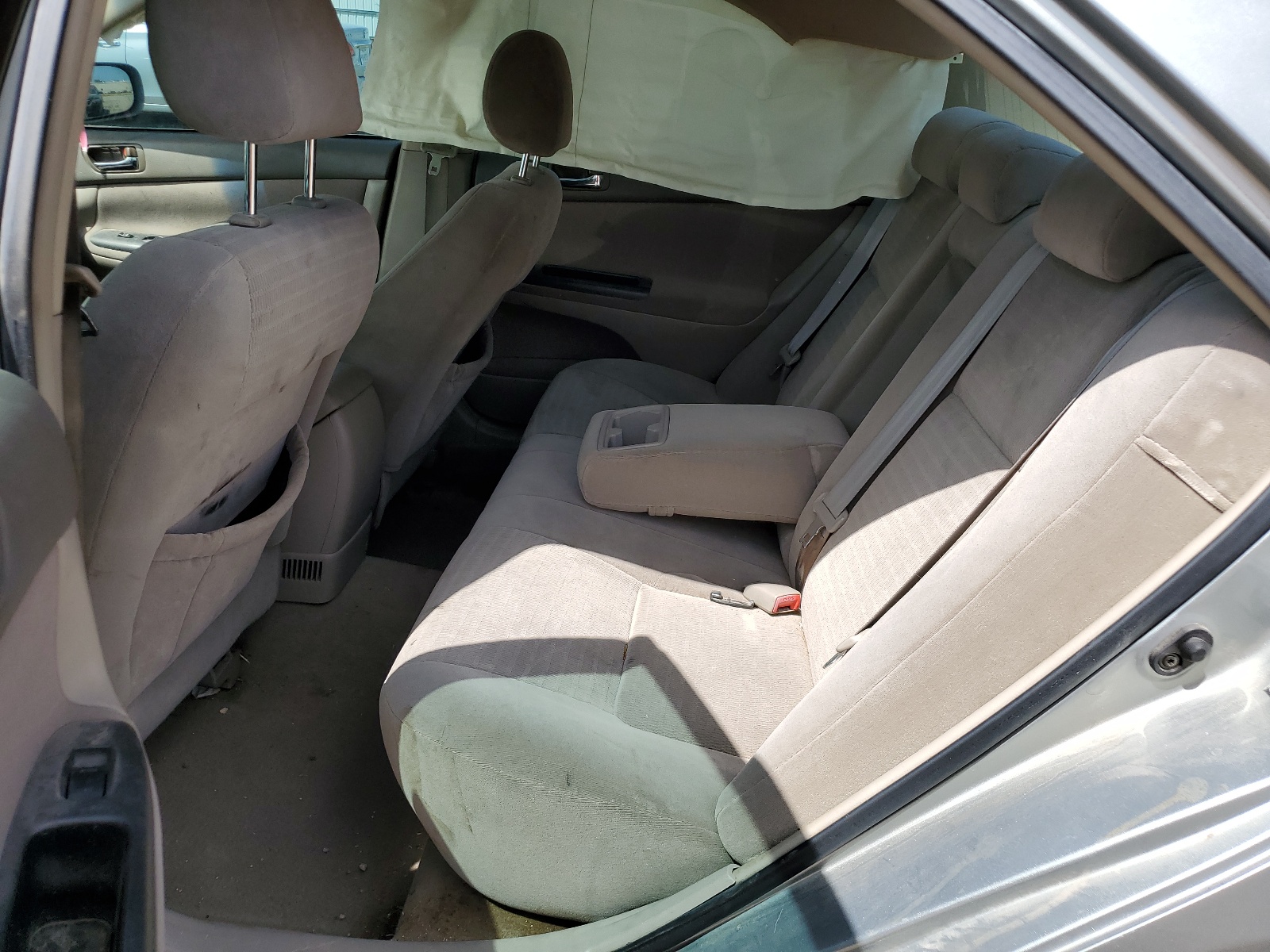 4T1BE30K45U989185 2005 Toyota Camry Le