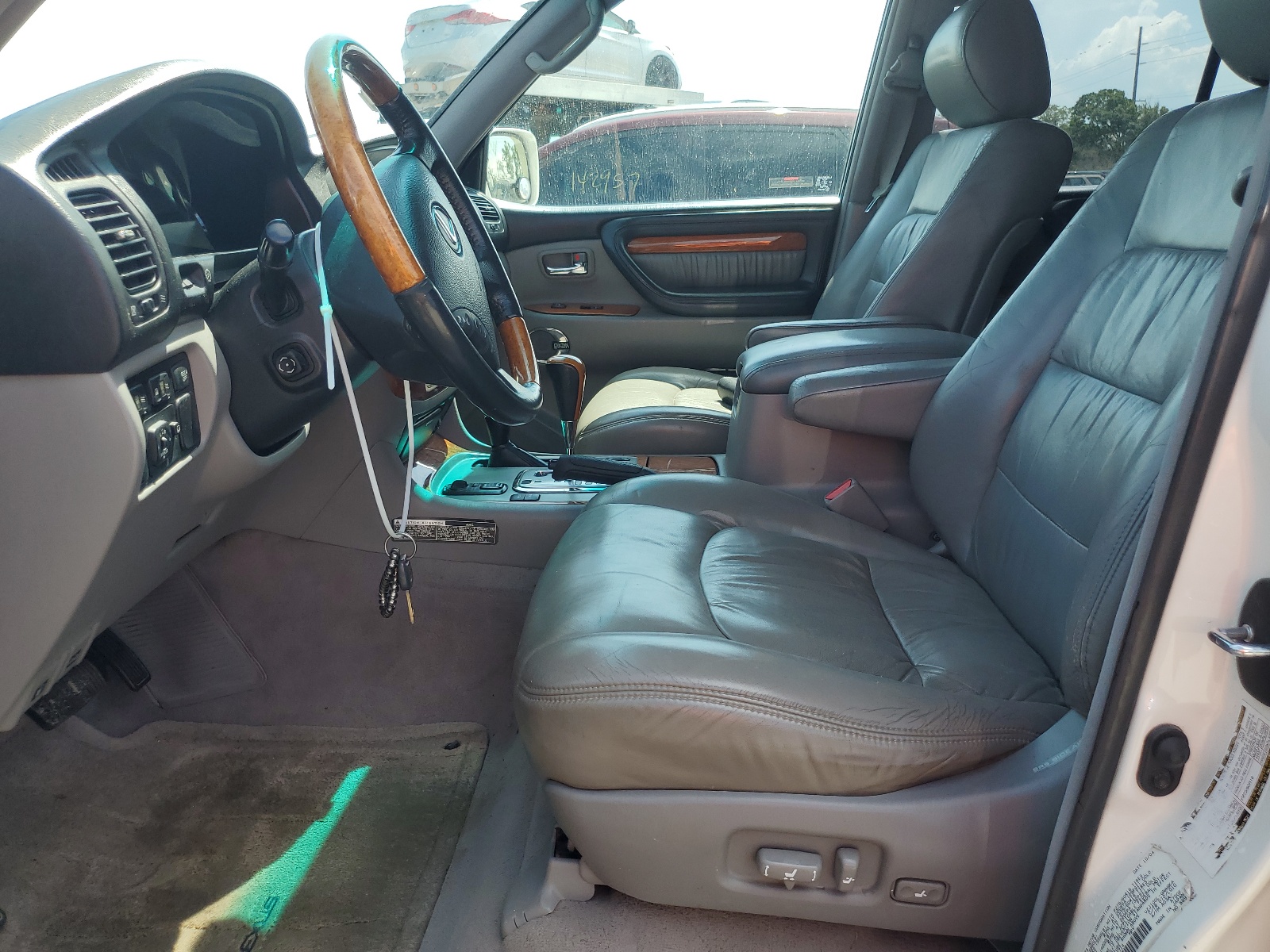 JTJHT00W653551714 2005 Lexus Lx 470