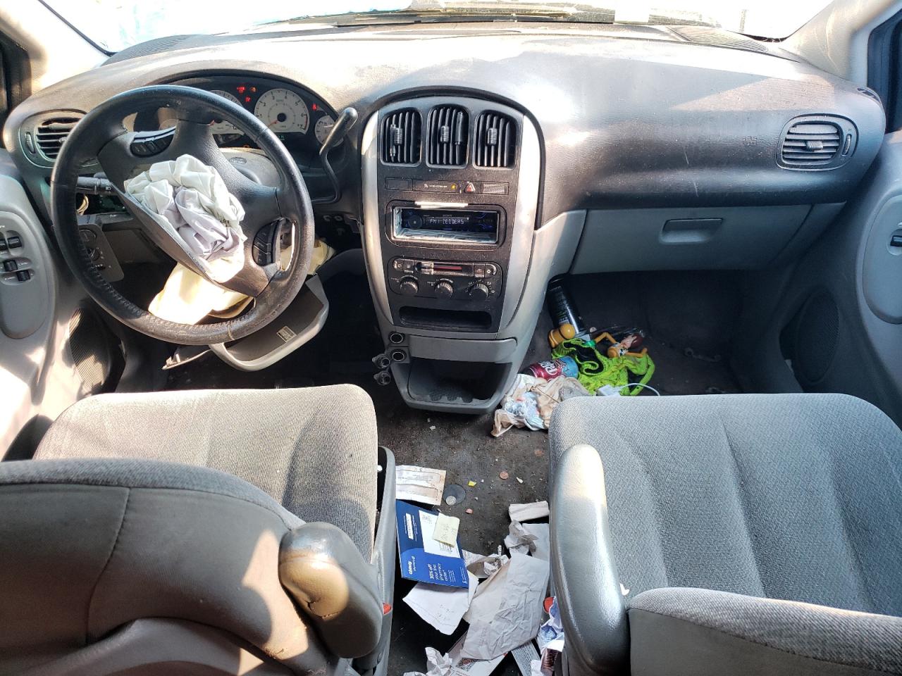 2005 Chrysler Town & Country Touring VIN: 2C4GP54L65R325177 Lot: 65775984