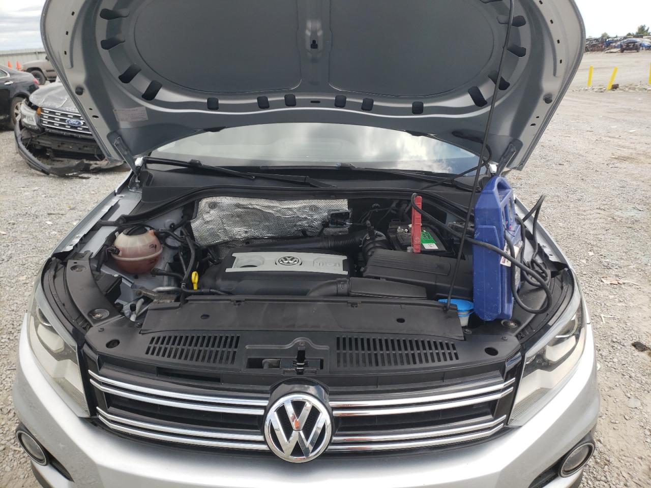 WVGUV7AX2HW507669 2017 Volkswagen Tiguan Sport