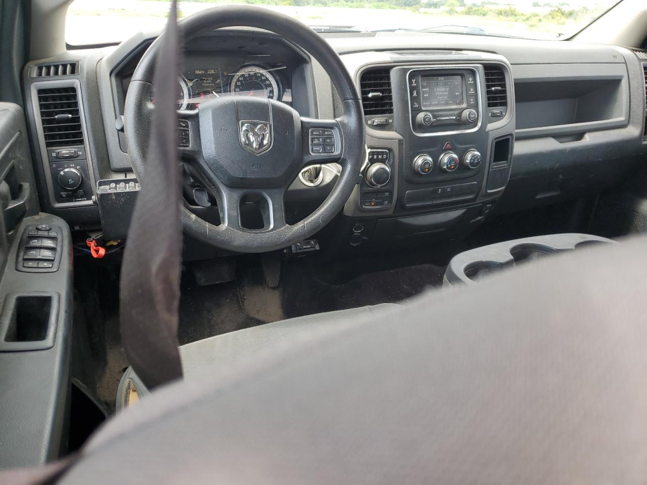 2017 Ram 1500 St VIN: 1C6RR7KT4HS625604 Lot: 67208664