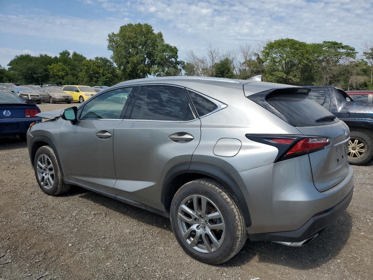 JTJBARBZ7F2009164 2015 LEXUS NX - Image 2