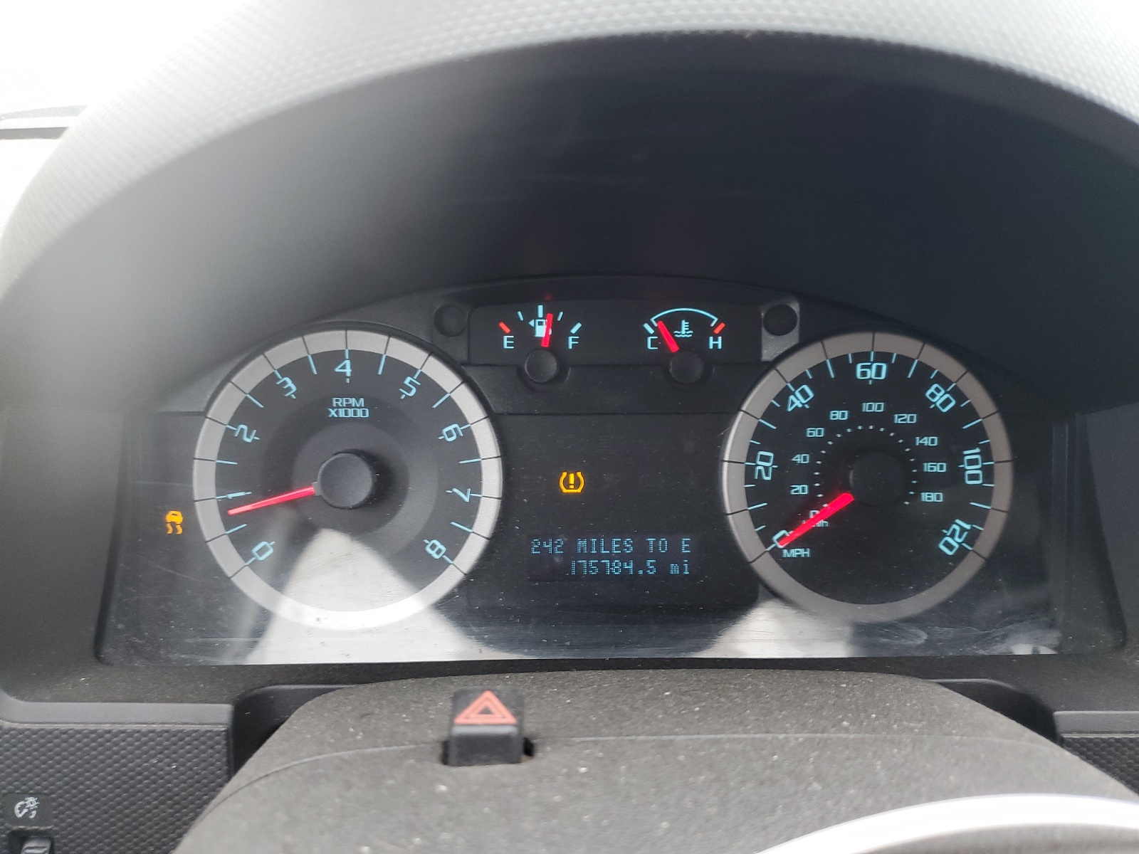 1FMCU0DG7AKB75615 2010 Ford Escape Xlt