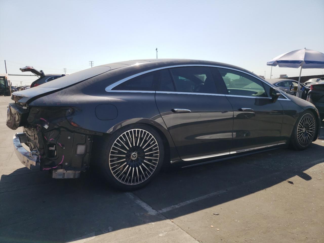 2022 Mercedes-Benz EQS - Image 3
