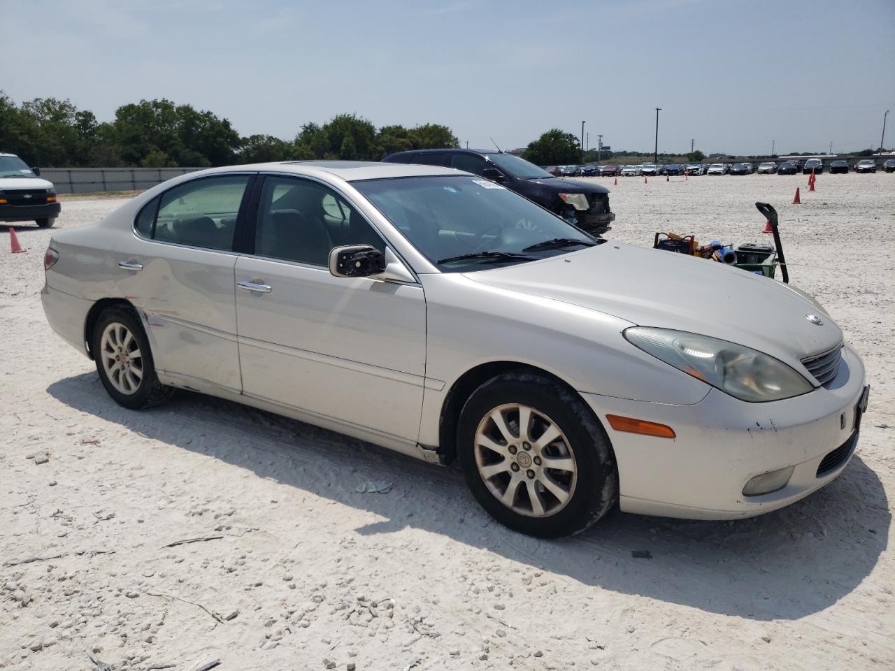 2003 Lexus ES - Image 4