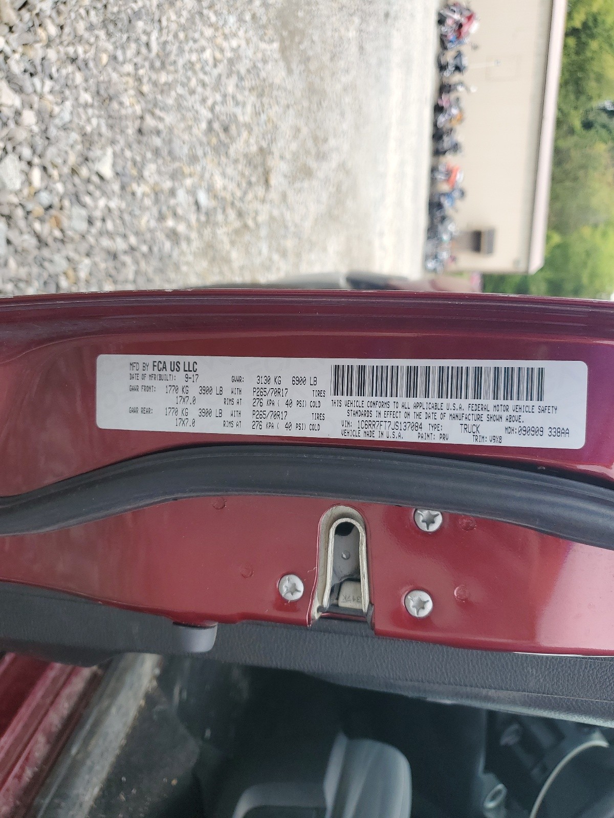 1C6RR7FT7JS137084 2018 Ram 1500 St