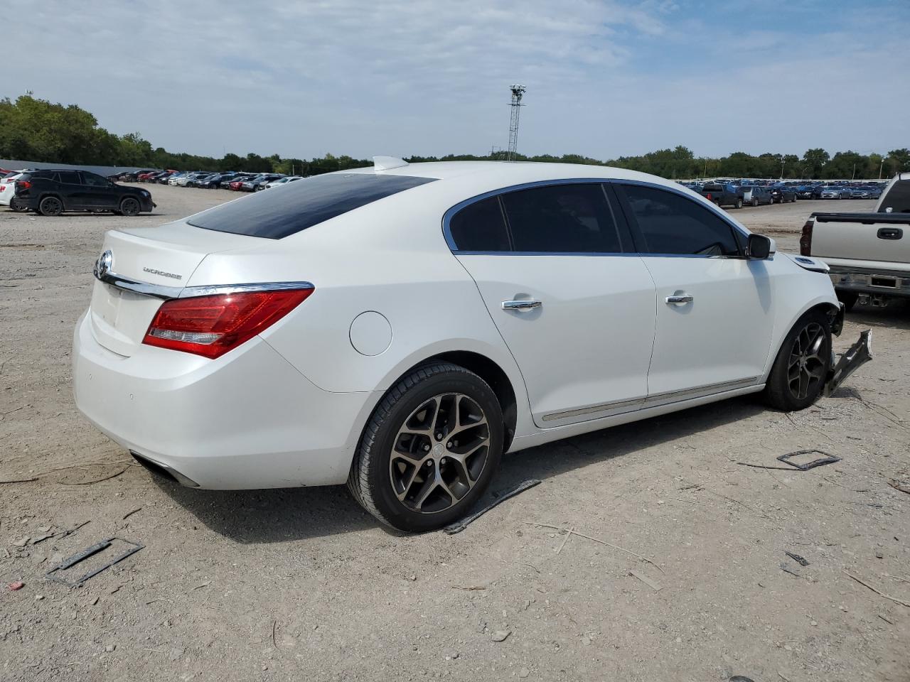 2016 Buick LaCrosse - Image 3