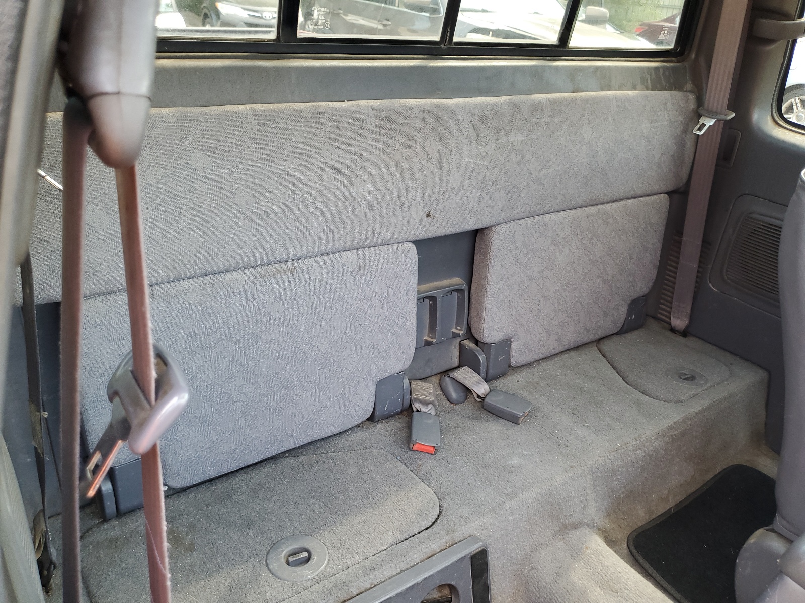 4TAWN72N3YZ640722 2000 Toyota Tacoma Xtracab