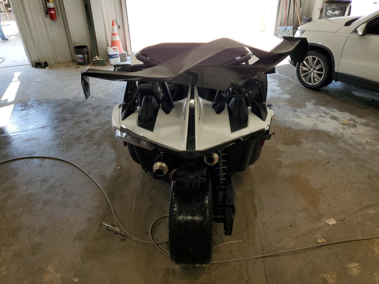 2019 Polaris Slingshot VIN: 57XAASFA5K8130655 Lot: 66860544