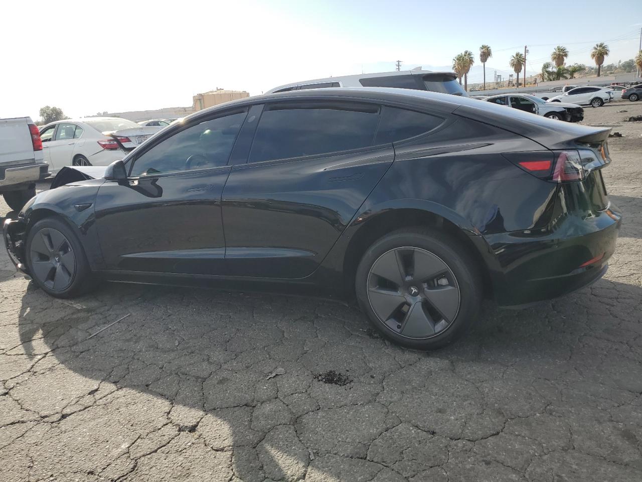 5YJ3E1EA9PF457164 2023 TESLA MODEL 3 - Image 2