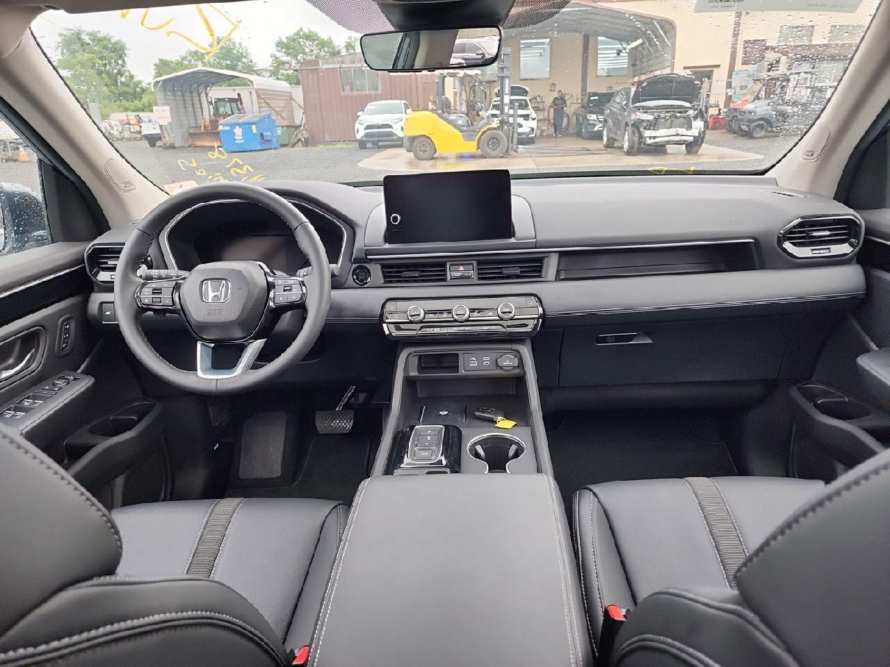 5FNYG1H78SB003352 2025 Honda Pilot Touring