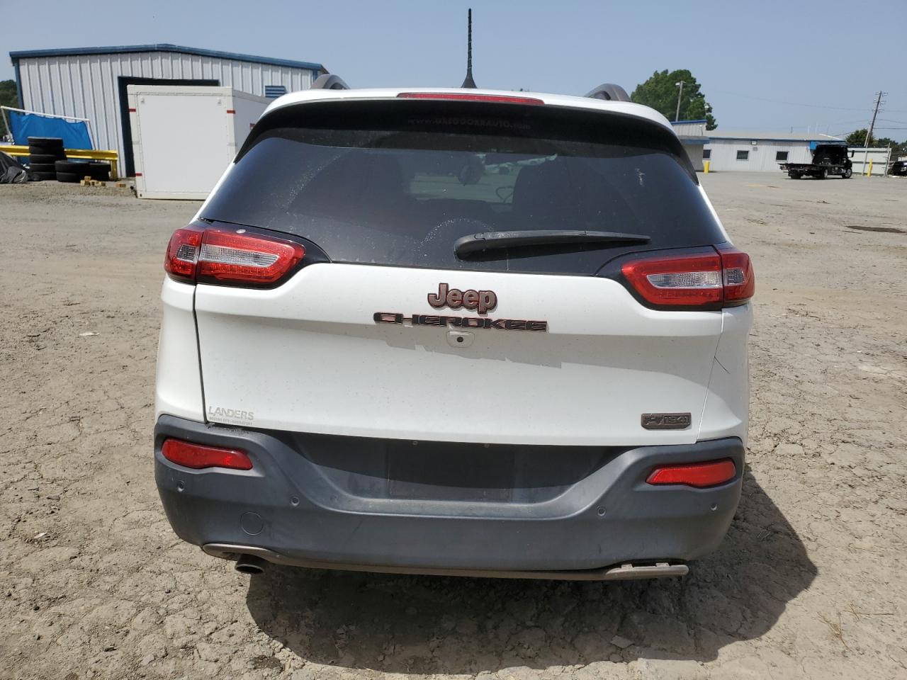 2016 Jeep Cherokee Latitude VIN: 1C4PJLCB0GW247519 Lot: 65158944