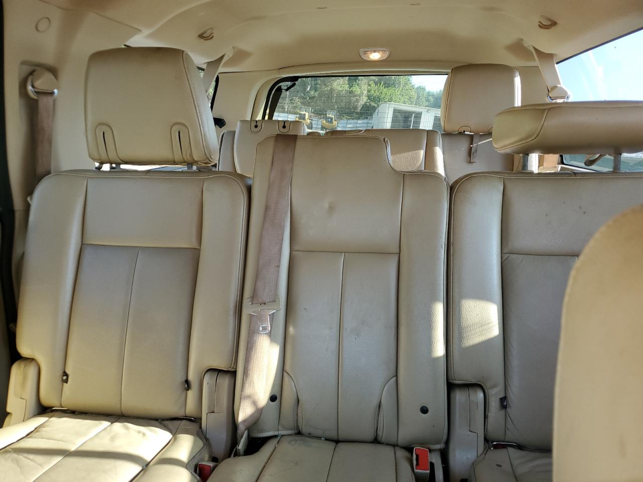 2012 Ford Expedition - Image 10
