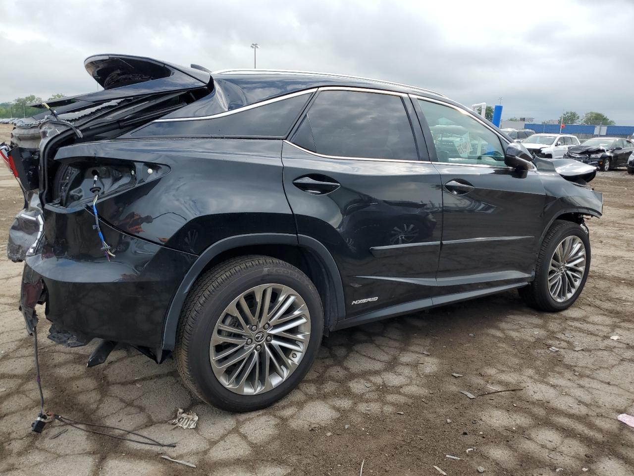 2022 Lexus RX - Image 3