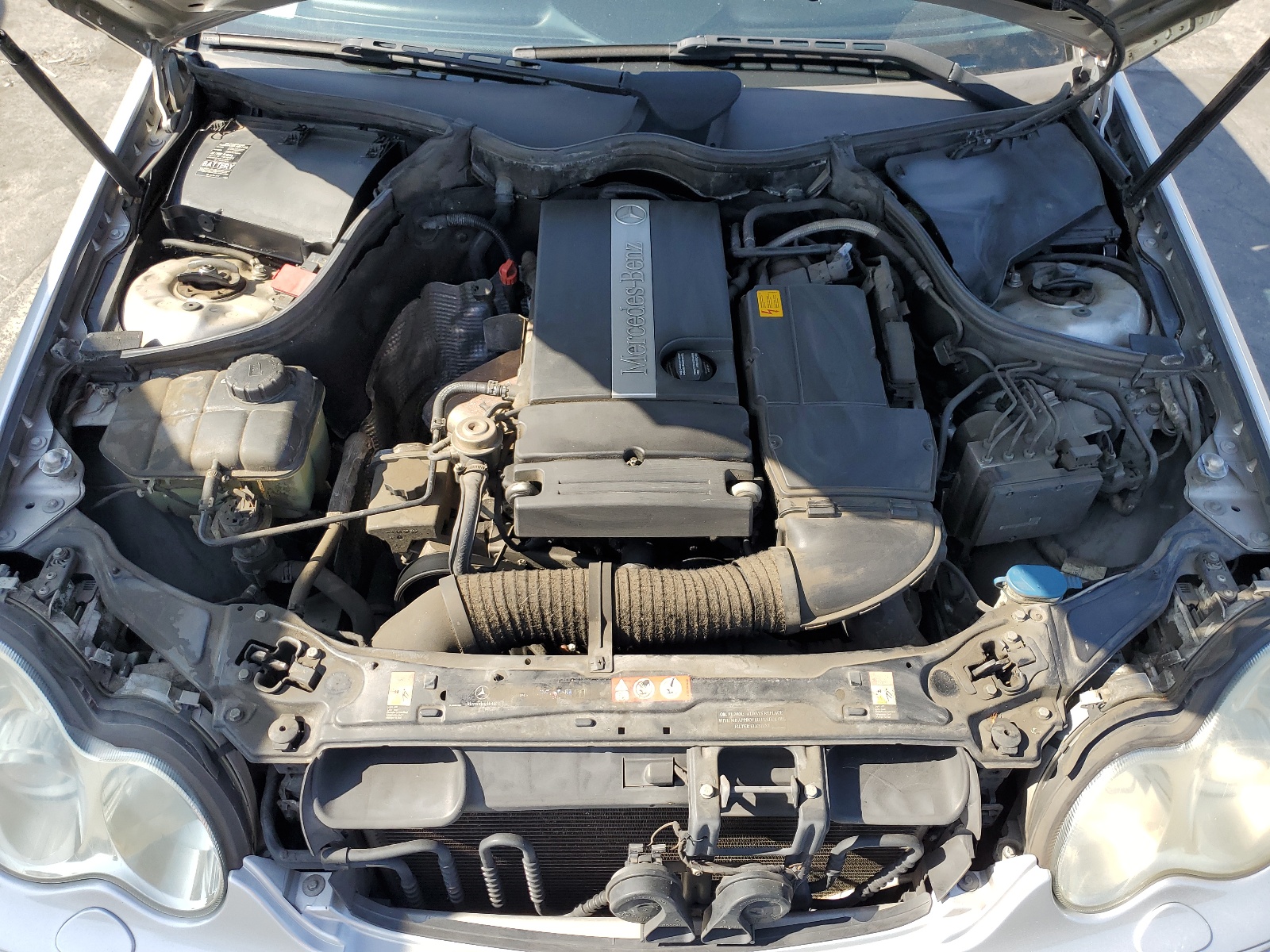 WDBRF40J25F662199 2005 Mercedes-Benz C 230K Sport Sedan