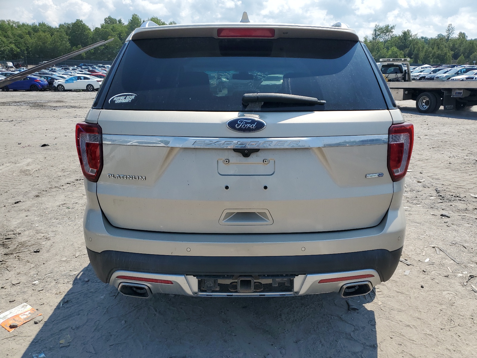 1FM5K8HT6HGB50562 2017 Ford Explorer Platinum