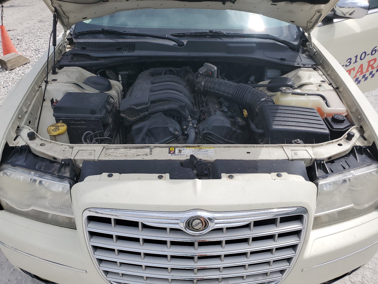 2C3CA4CD8AH173752 2010 Chrysler 300 Touring