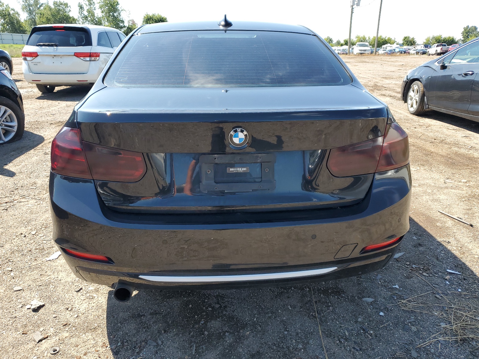 2013 BMW 320 I xDrive vin: WBA3C3C56DF978614