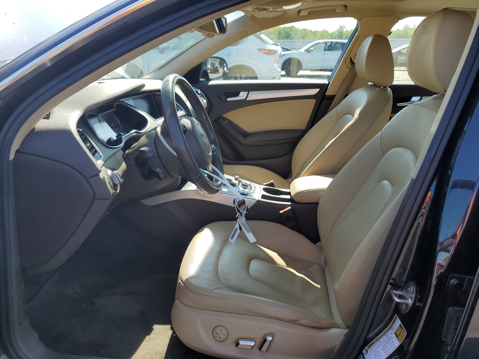 WAUFFAFL3FN010160 2015 Audi A4 Premium Plus