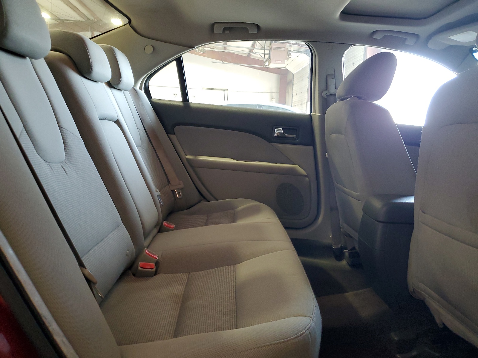 3FAHP0HA0AR115913 2010 Ford Fusion Se