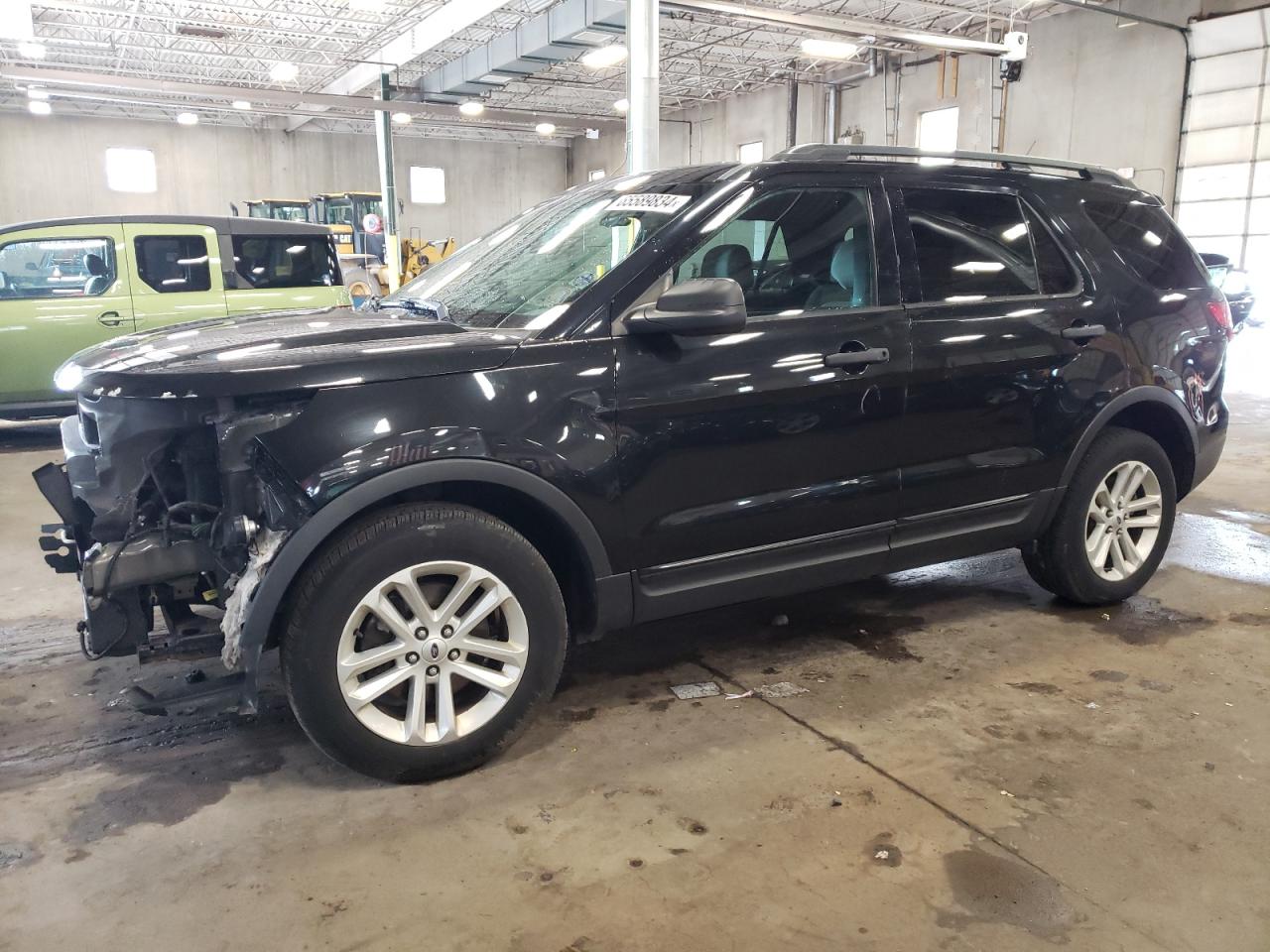 2015 Ford Explorer - Image 1