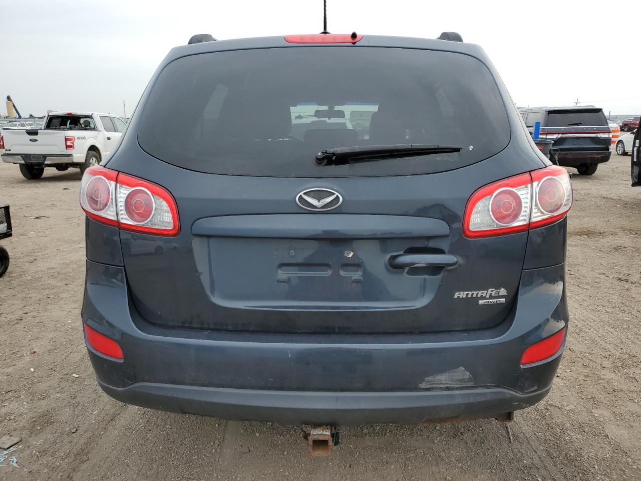 2010 Hyundai Santa Fe Gls VIN: 5NMSGDAB2AH365244 Lot: 68524104