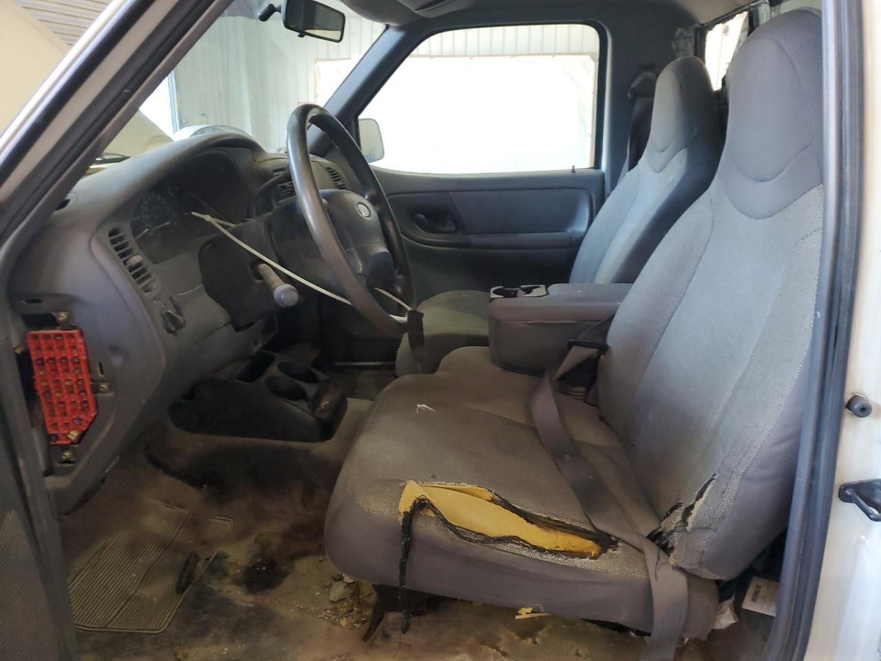 2002 Ford Ranger VIN: 1FTYR10D32TA14073 Lot: 64108034