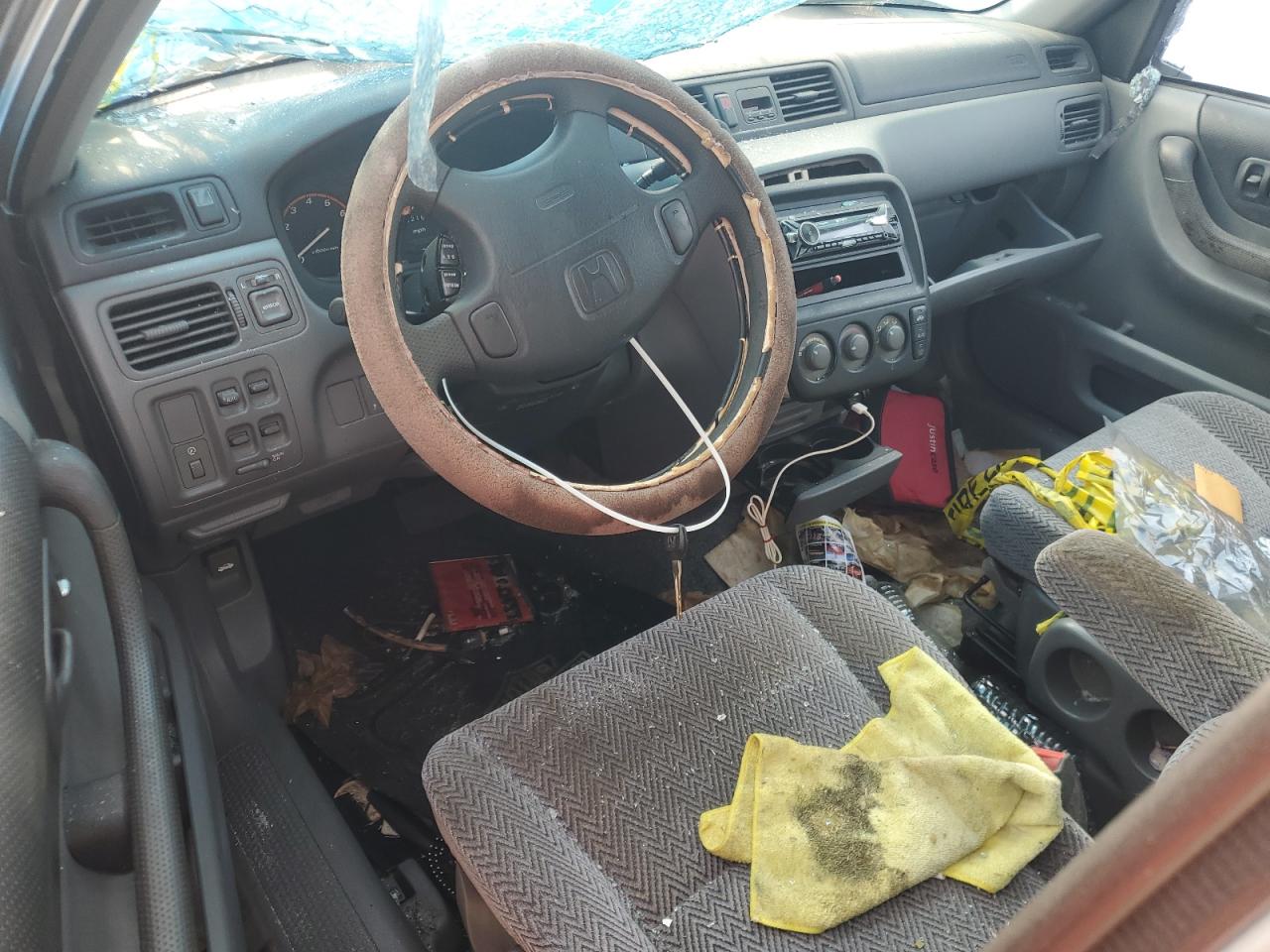 1998 Honda Cr-V Lx VIN: JHLRD2844WC003055 Lot: 64843944