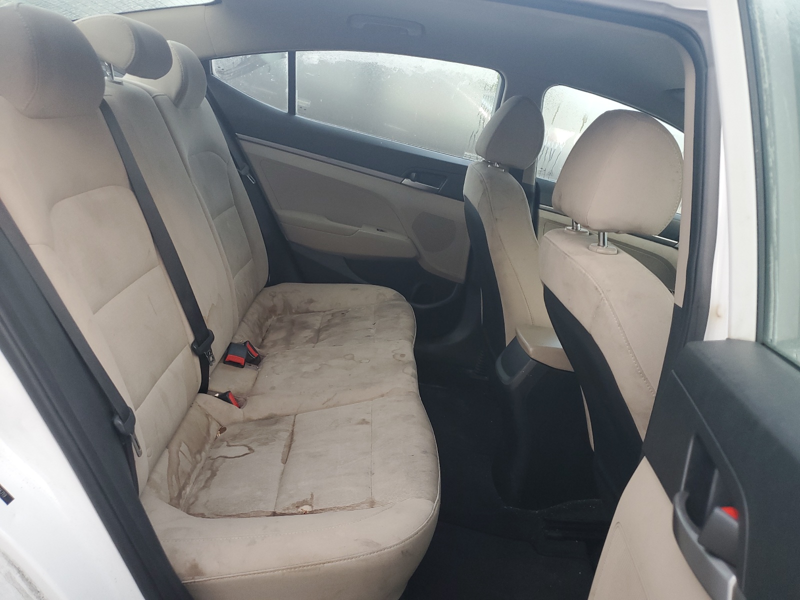 5NPD74LF2JH386719 2018 Hyundai Elantra Se