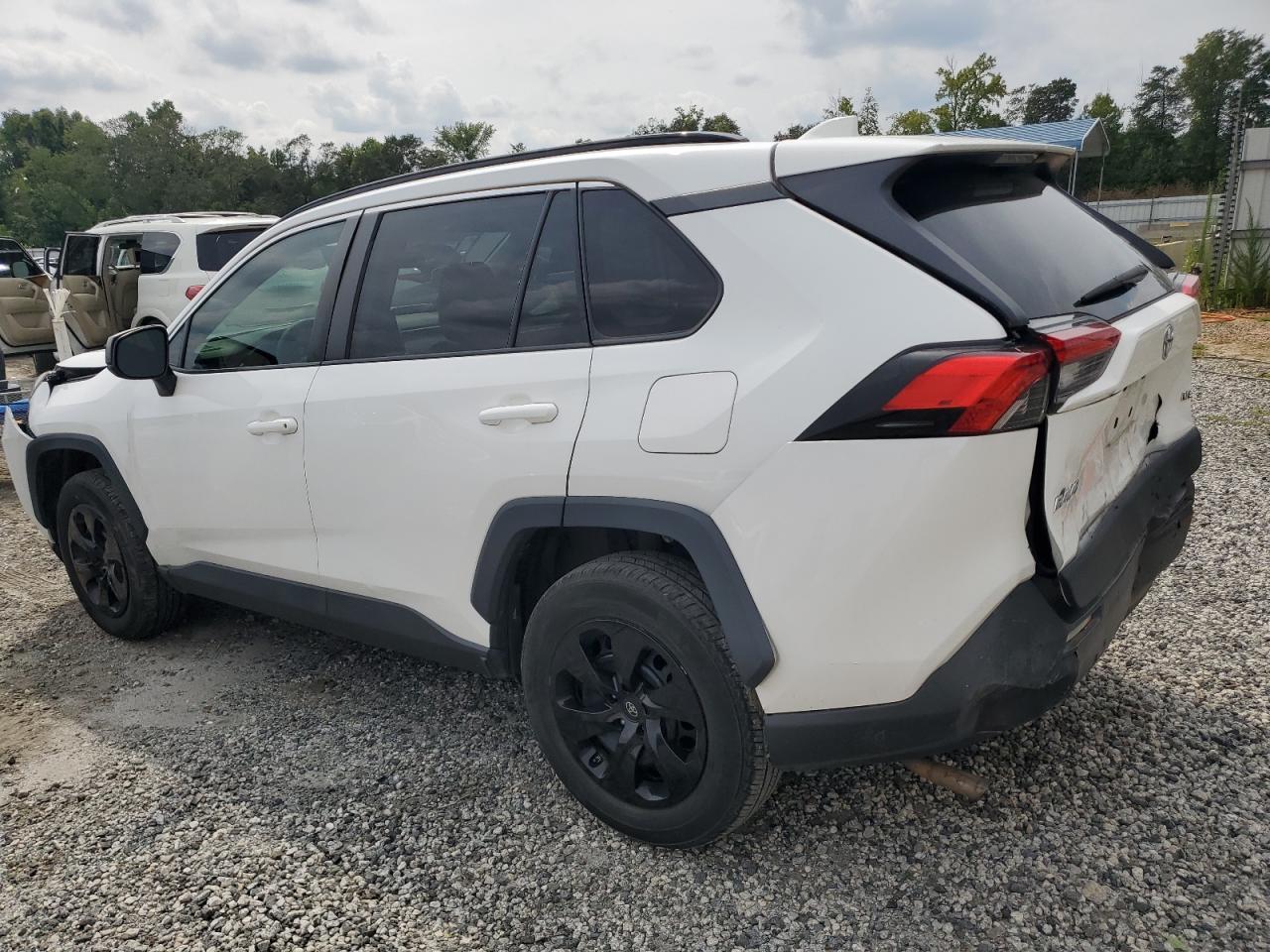 2T3H1RFV9KW057416 2019 TOYOTA RAV 4 - Image 2