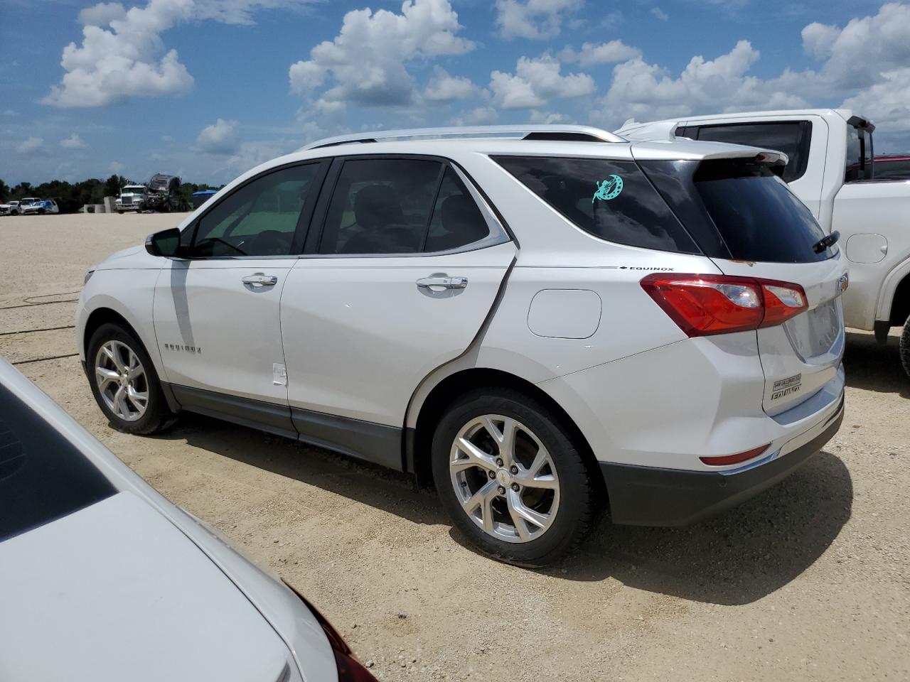 2GNAXMEV7J6164079 2018 CHEVROLET EQUINOX - Image 2