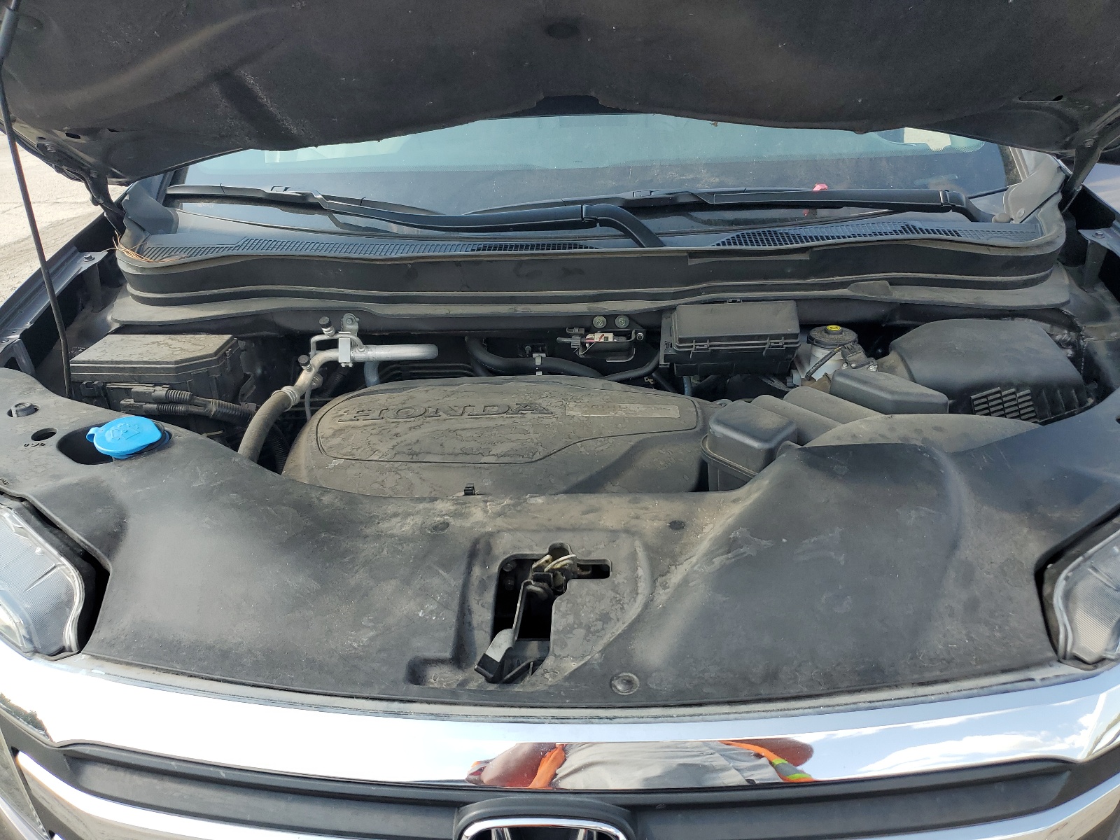 5FNYF5H57JB015810 2018 Honda Pilot Exl