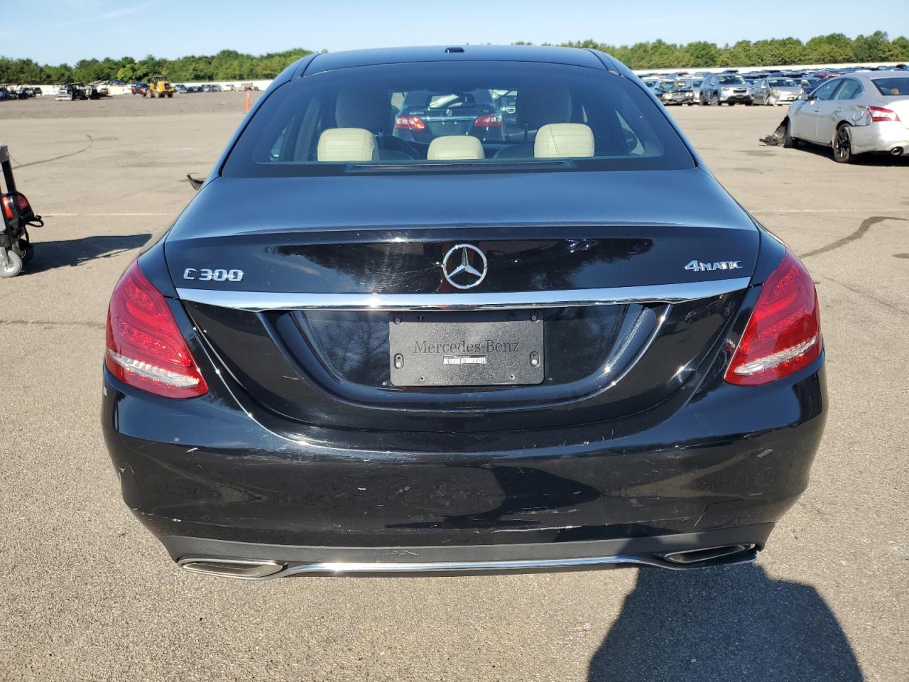 2018 Mercedes-Benz C 300 4Matic VIN: 55SWF4KB3JU242667 Lot: 64962184