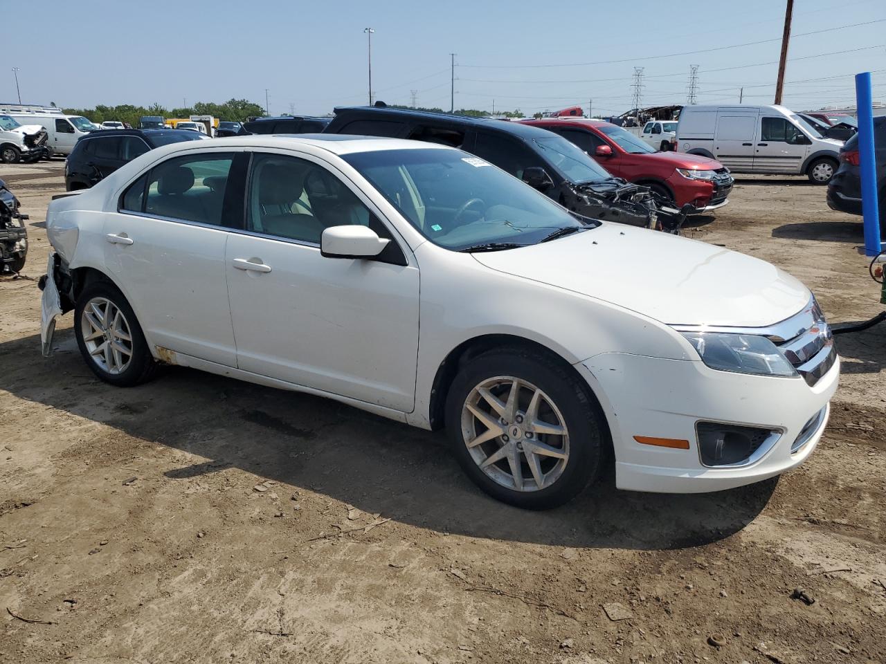2011 Ford Fusion - Image 4