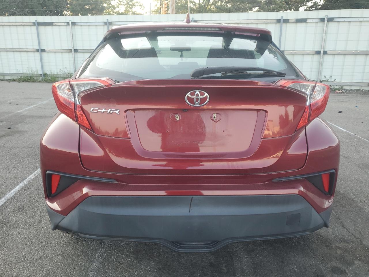 2018 Toyota C-Hr Xle VIN: NMTKHMBX5JR008661 Lot: 67069174