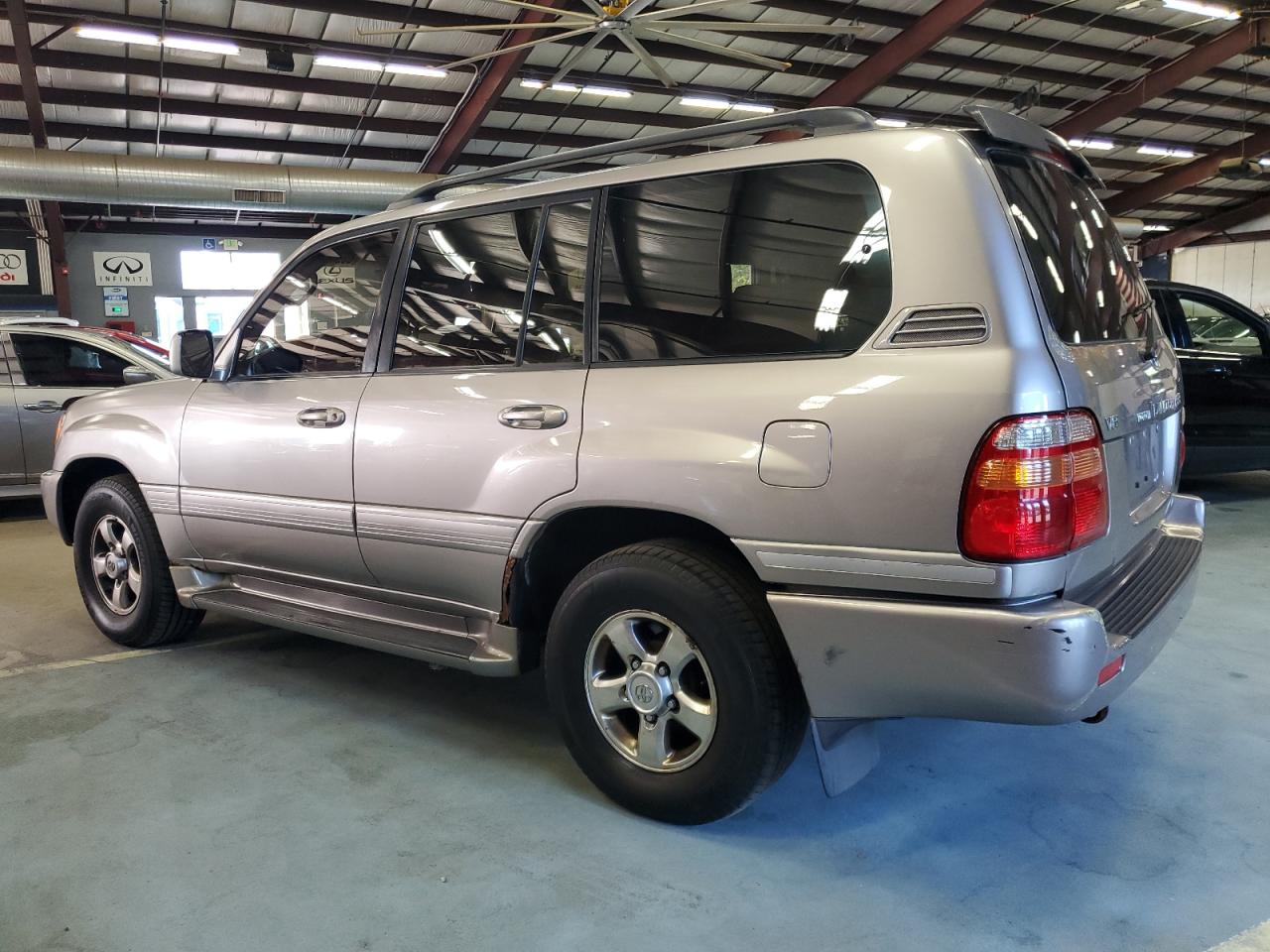 2002 Toyota Land Cruiser VIN: JTEHT05J022029867 Lot: 65947504