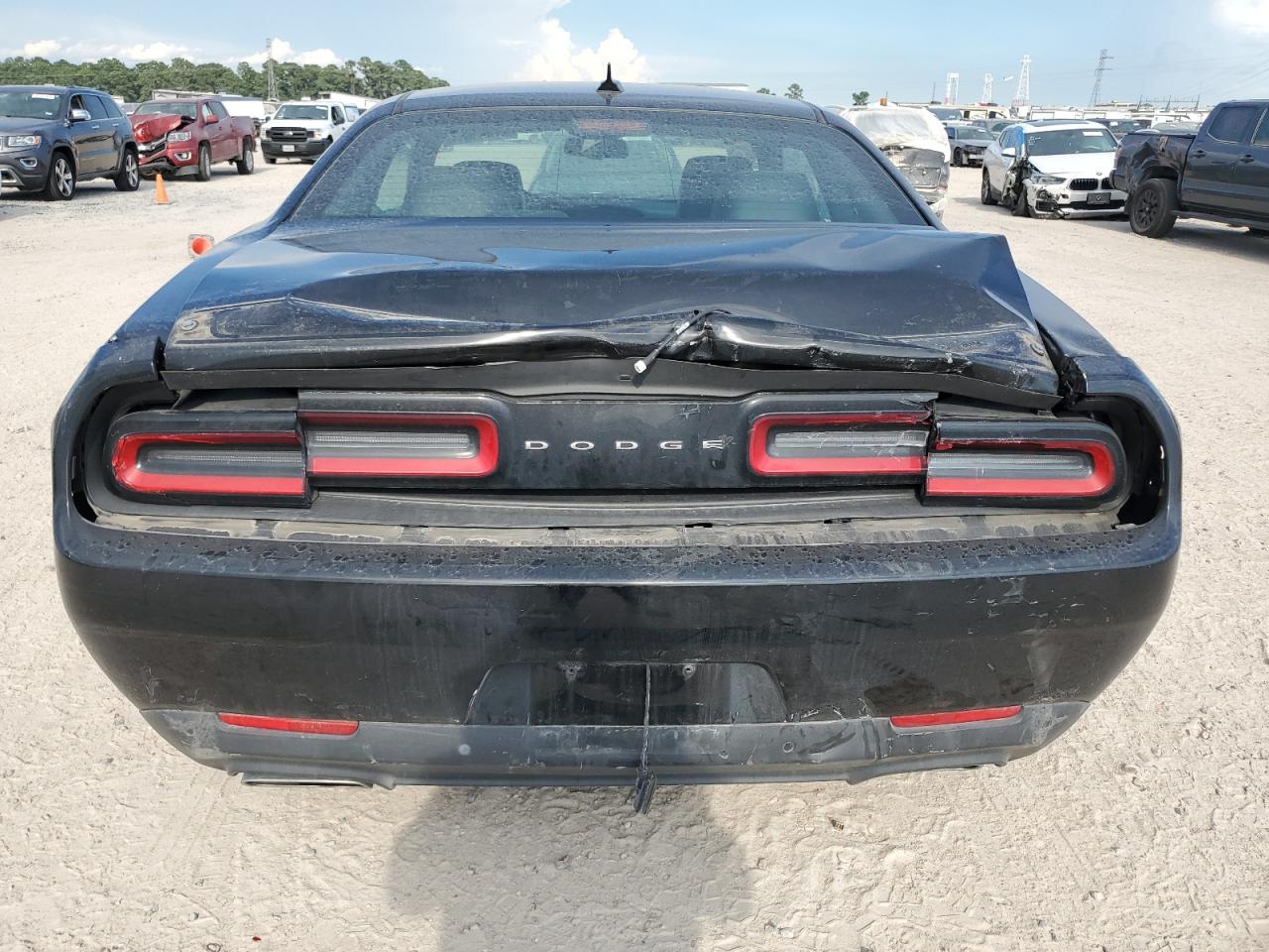 2016 Dodge Challenger R/T VIN: 2C3CDZBT3GH226153 Lot: 67556814