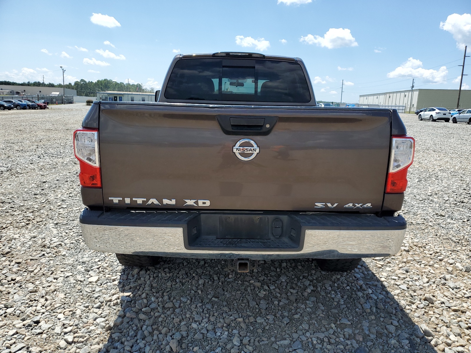 1N6BA1F34HN517312 2017 Nissan Titan Xd S