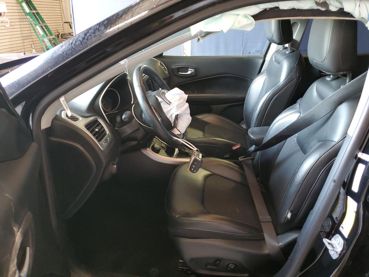 2019 Jeep Compass Latitude VIN: 3C4NJDBB5KT656080 Lot: 66077664