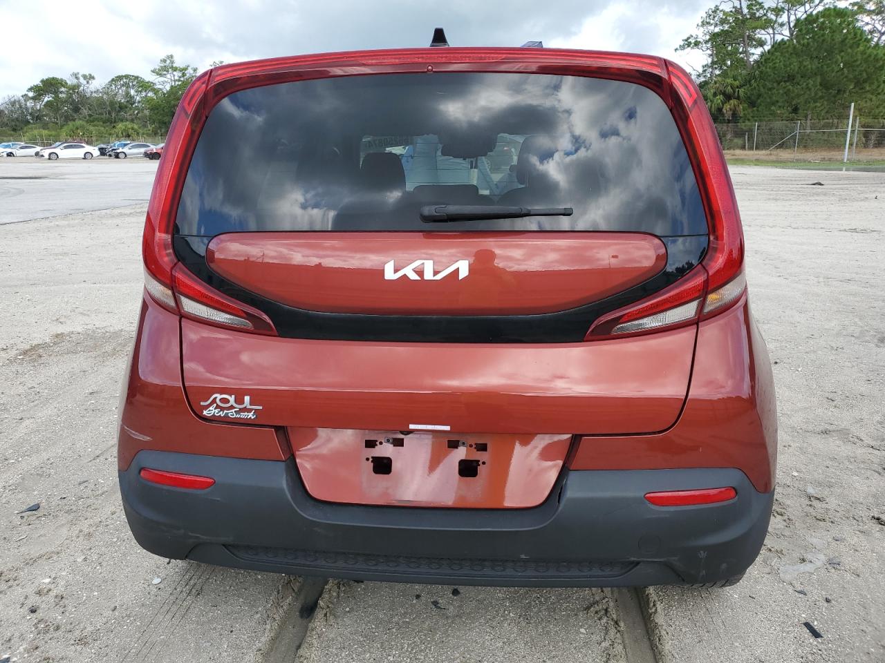 2022 Kia Soul Lx VIN: KNDJ23AU2N7817518 Lot: 66250874