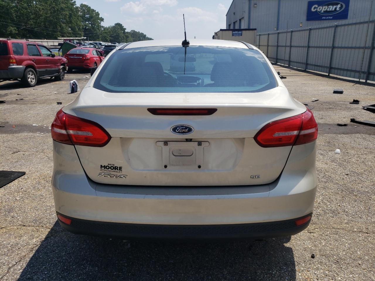 1FADP3F24HL262384 2017 Ford Focus Se