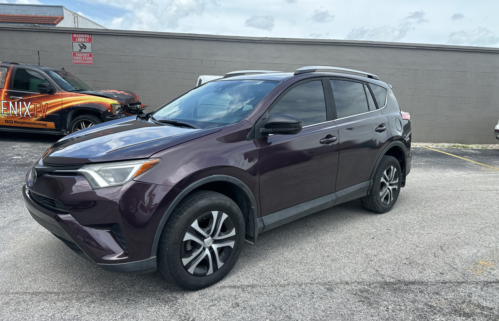 2018 Toyota Rav4 Le vin: 2T3ZFREVXJW447821