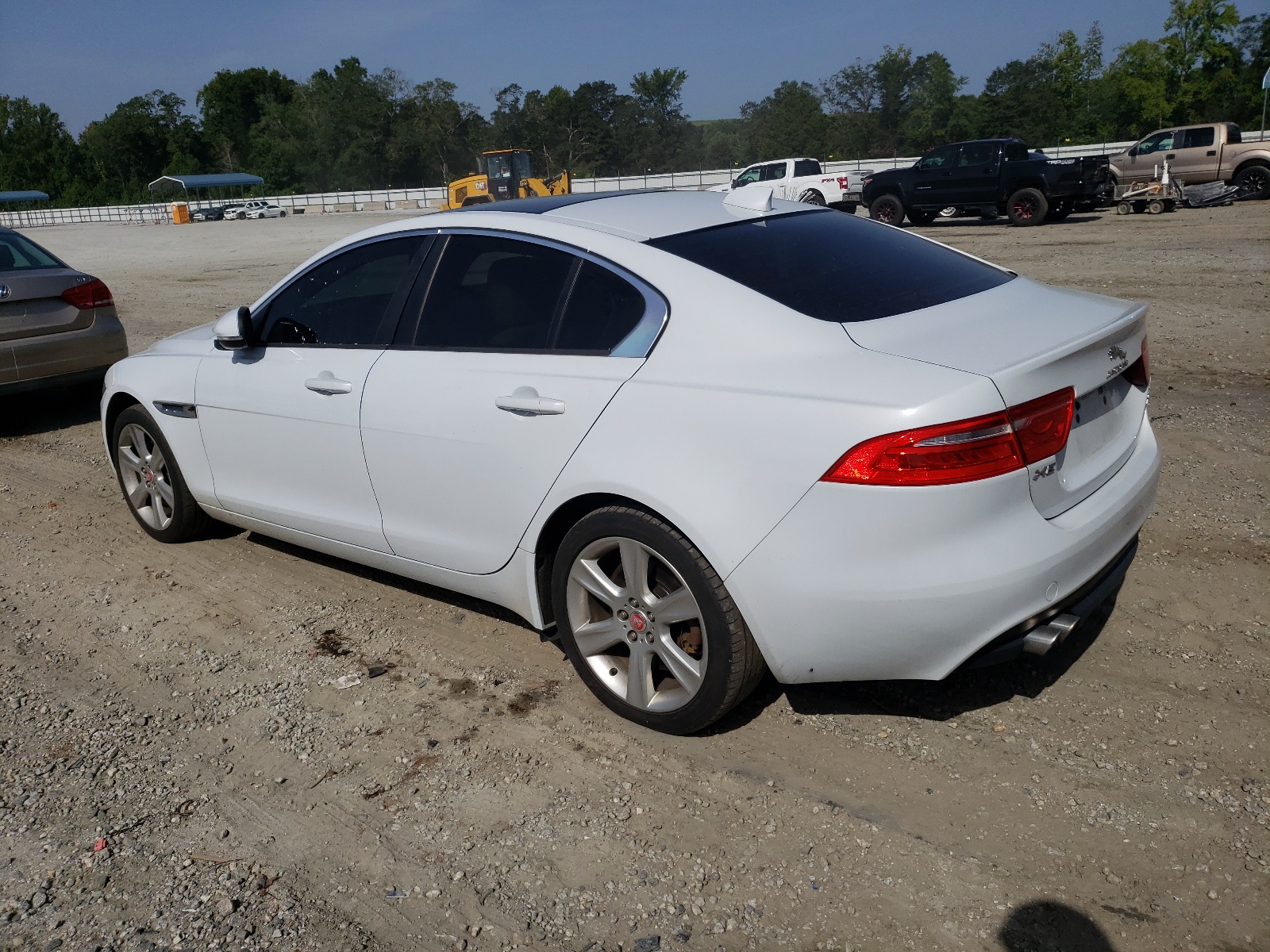 2018 Jaguar Xe Premium vin: SAJAJ4FN0JCP30648