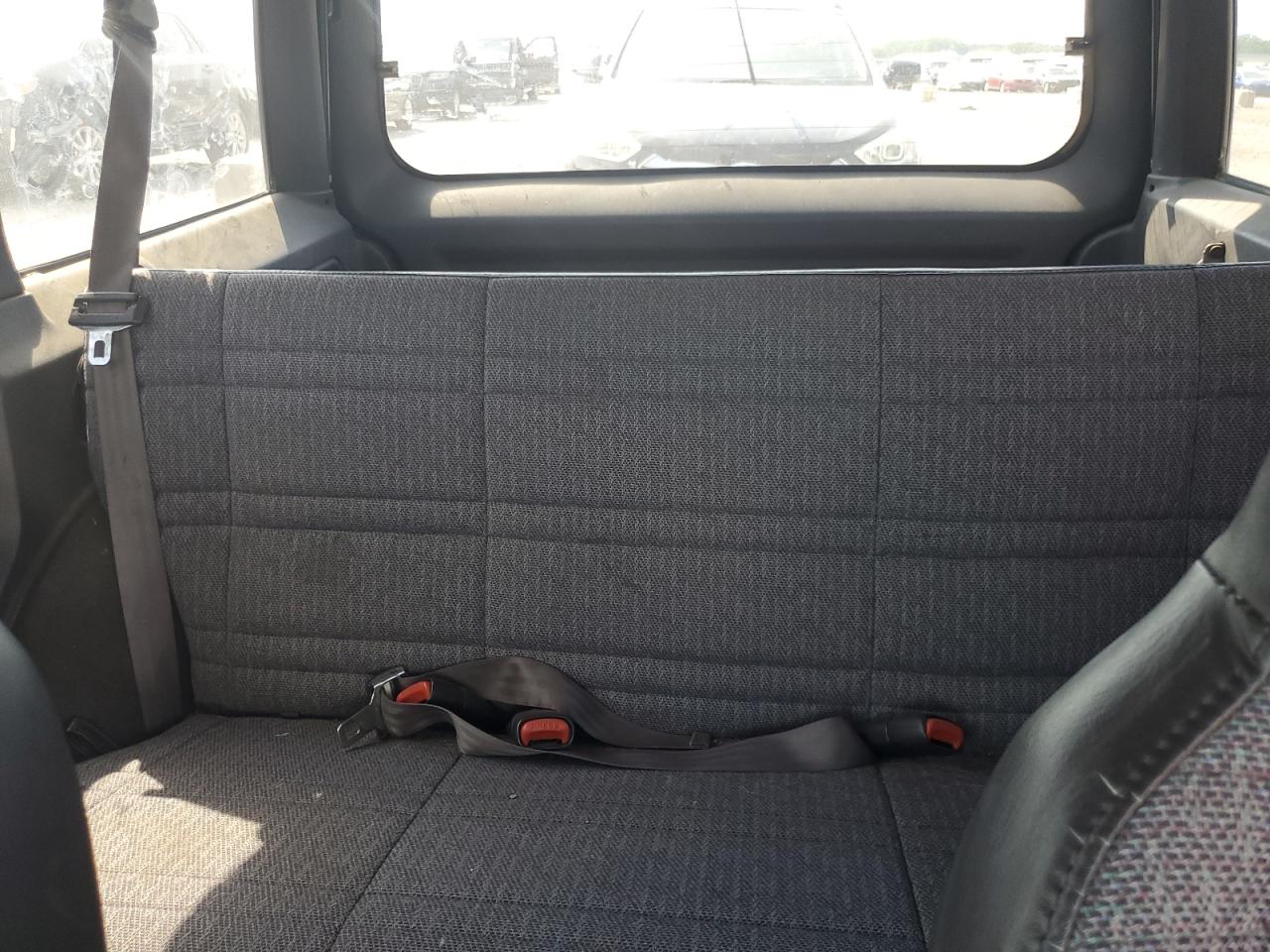 2000 Jeep Cherokee Sport VIN: 1J4FF48S7YL181866 Lot: 69143154
