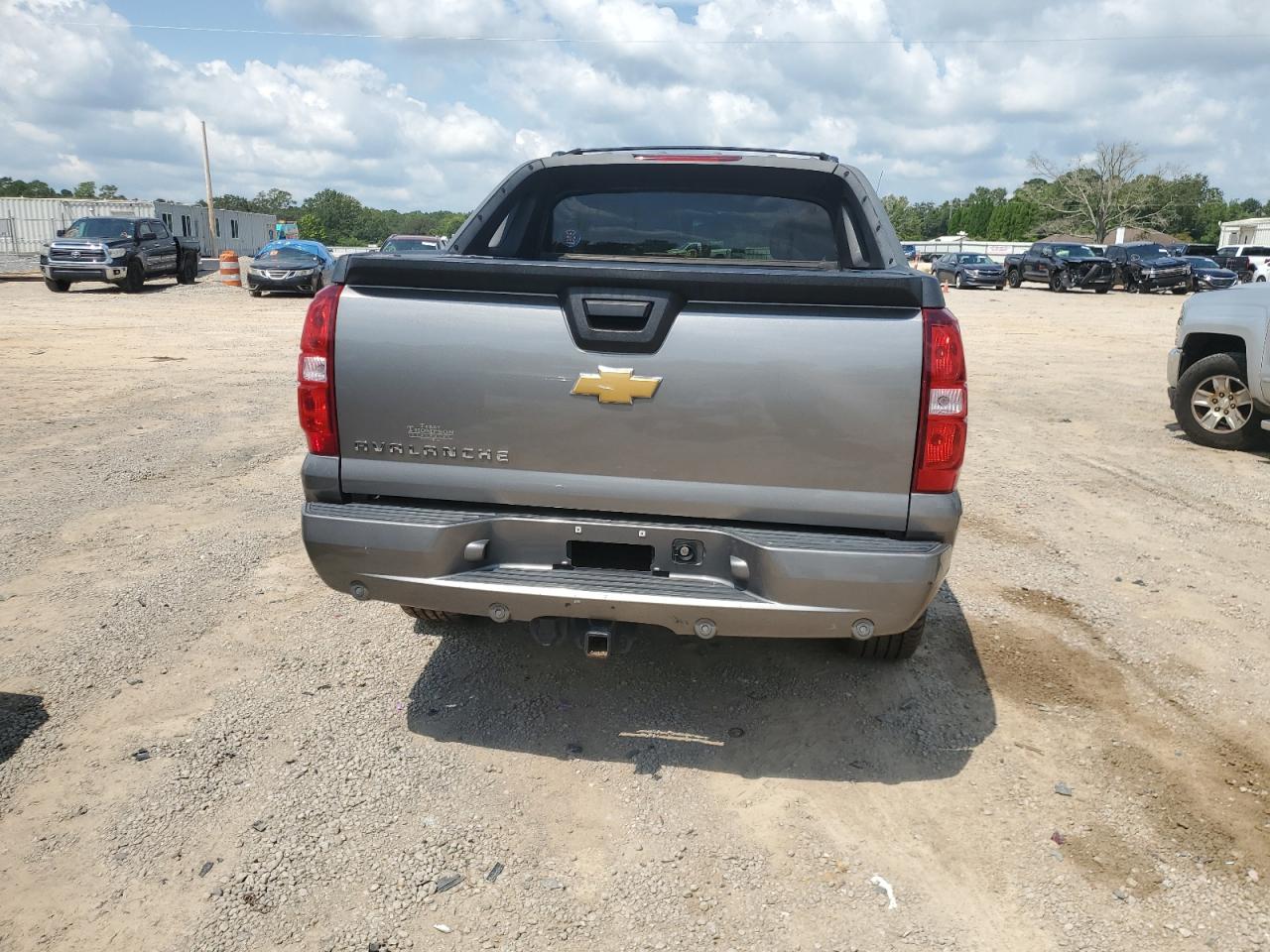 3GNMCFE07CG216276 2012 Chevrolet Avalanche Lt