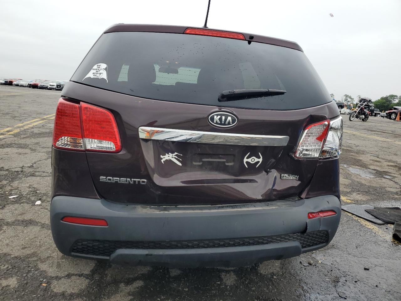 2012 Kia Sorento Base VIN: 5XYKT3A15CG226882 Lot: 66332474