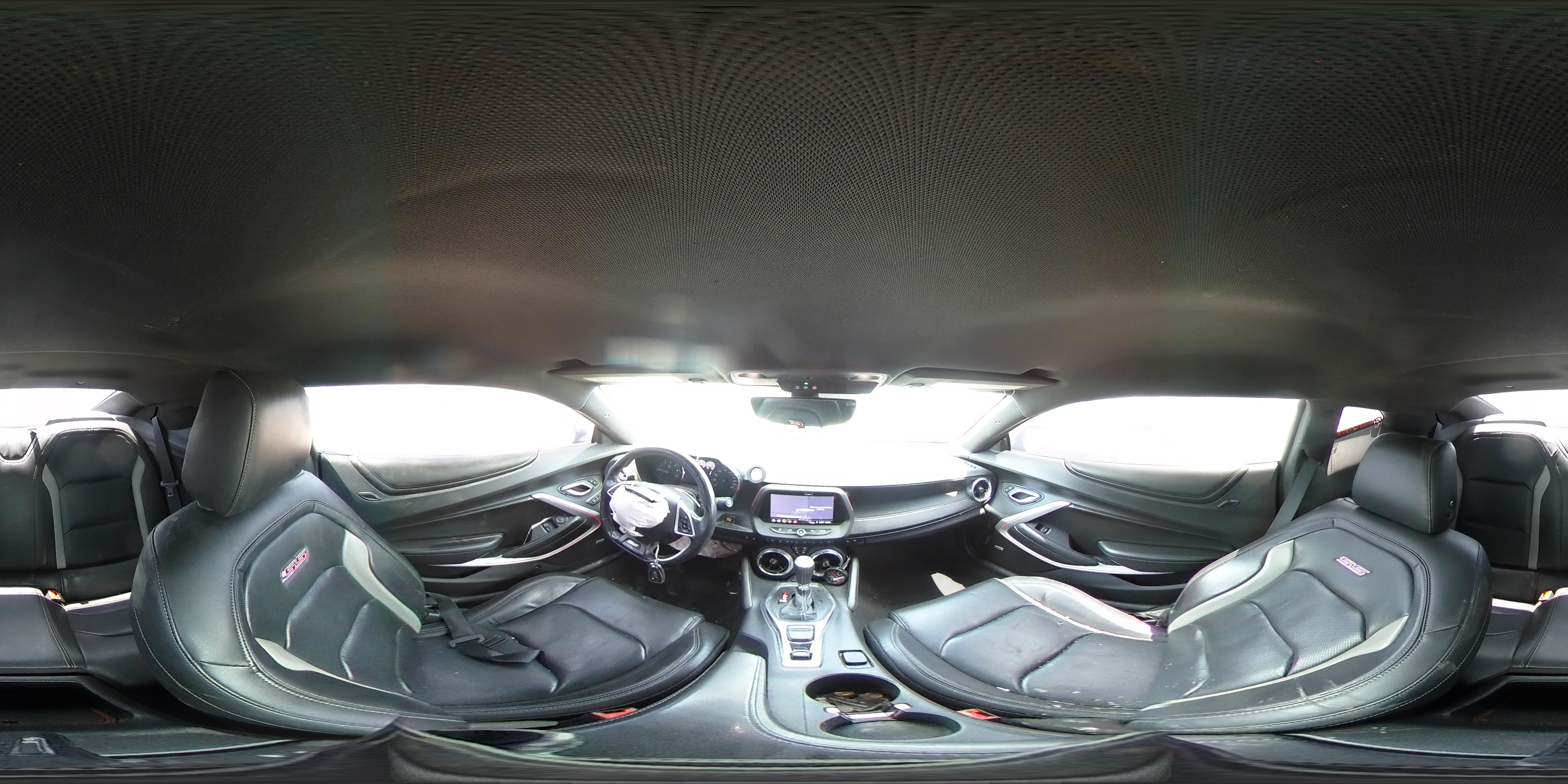 2019 Chevrolet Camaro - Image 13