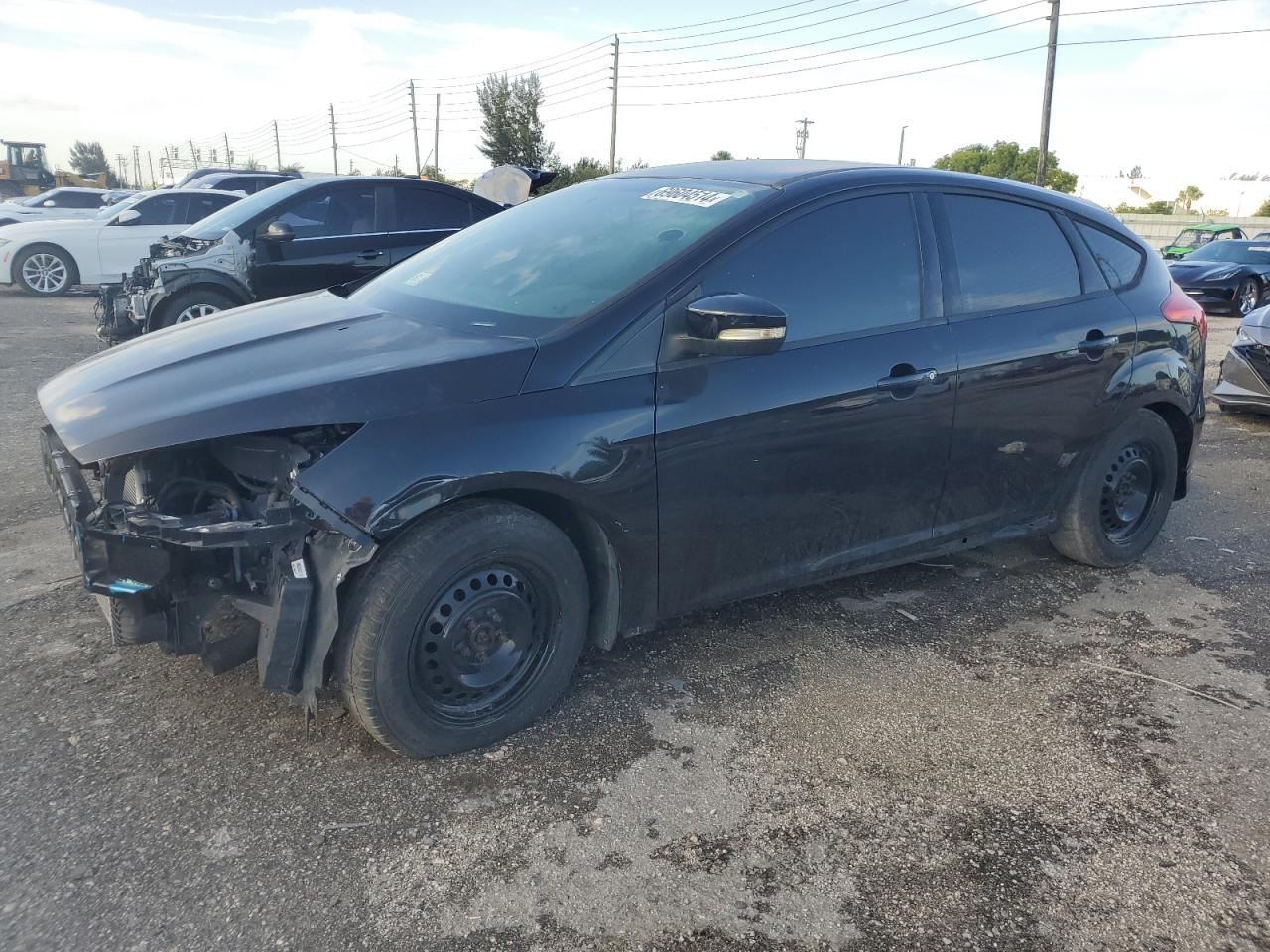 1FADP3L98HL333930 2017 FORD FOCUS - Image 1