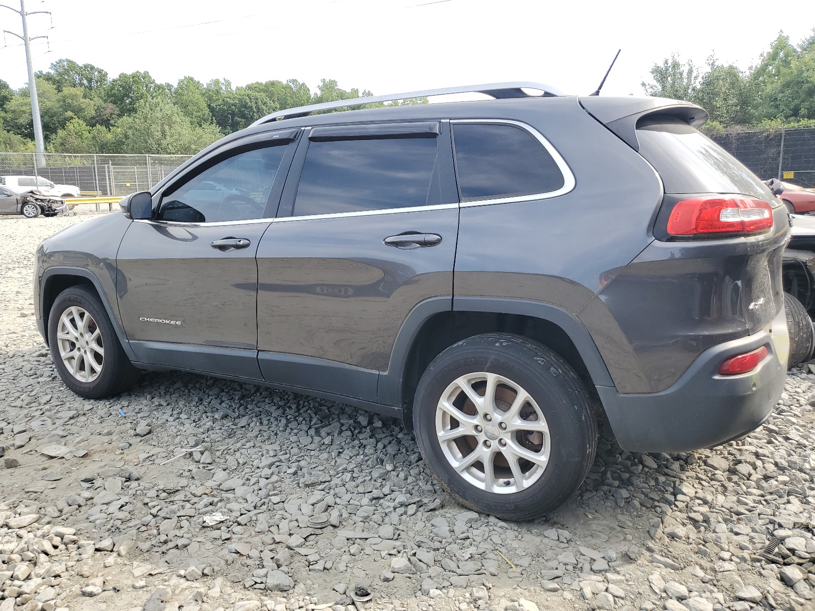 2016 Jeep Cherokee Latitude vin: 1C4PJMCB6GW187767