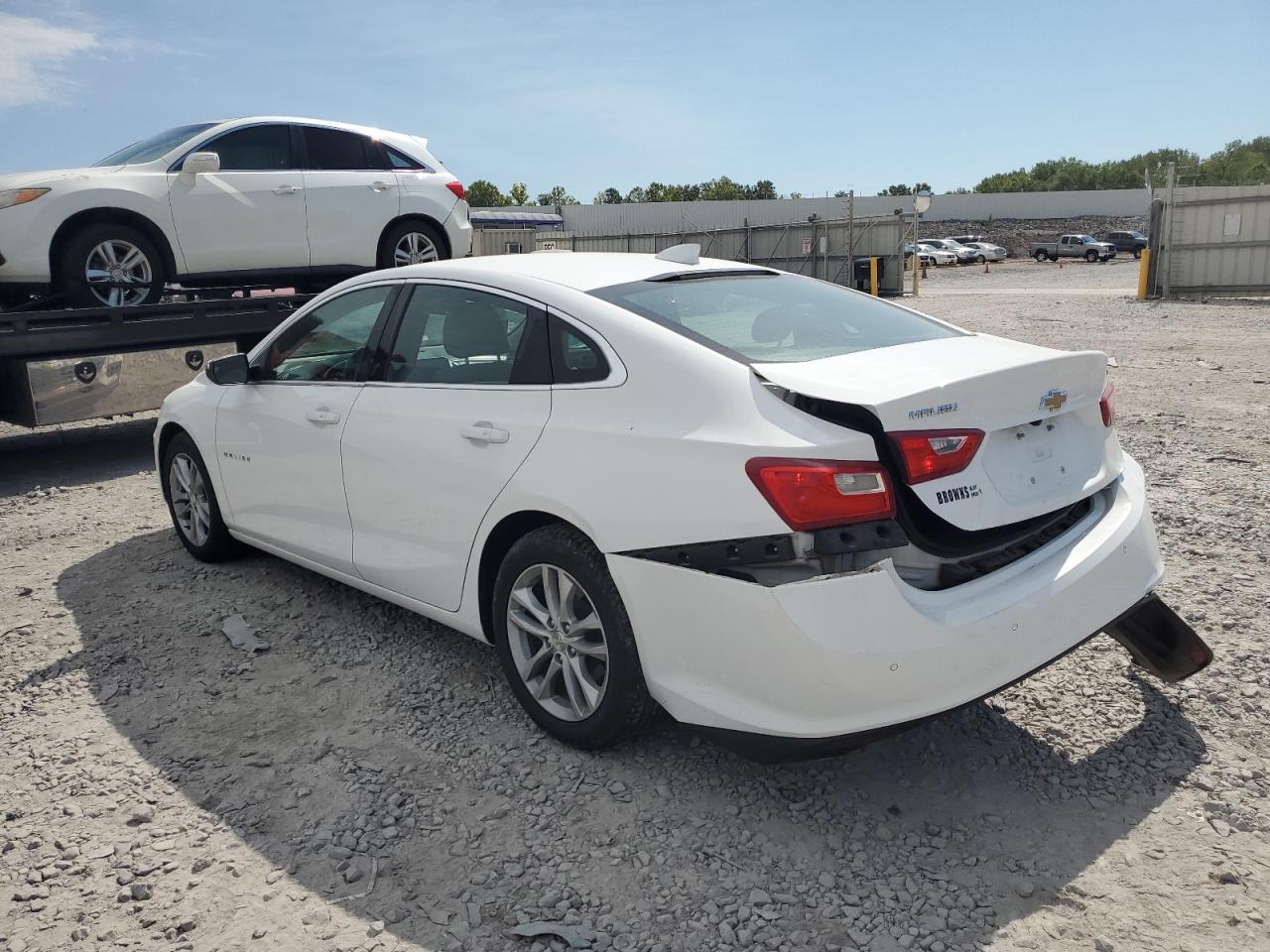 1G1ZD5ST3JF186902 2018 CHEVROLET MALIBU - Image 2